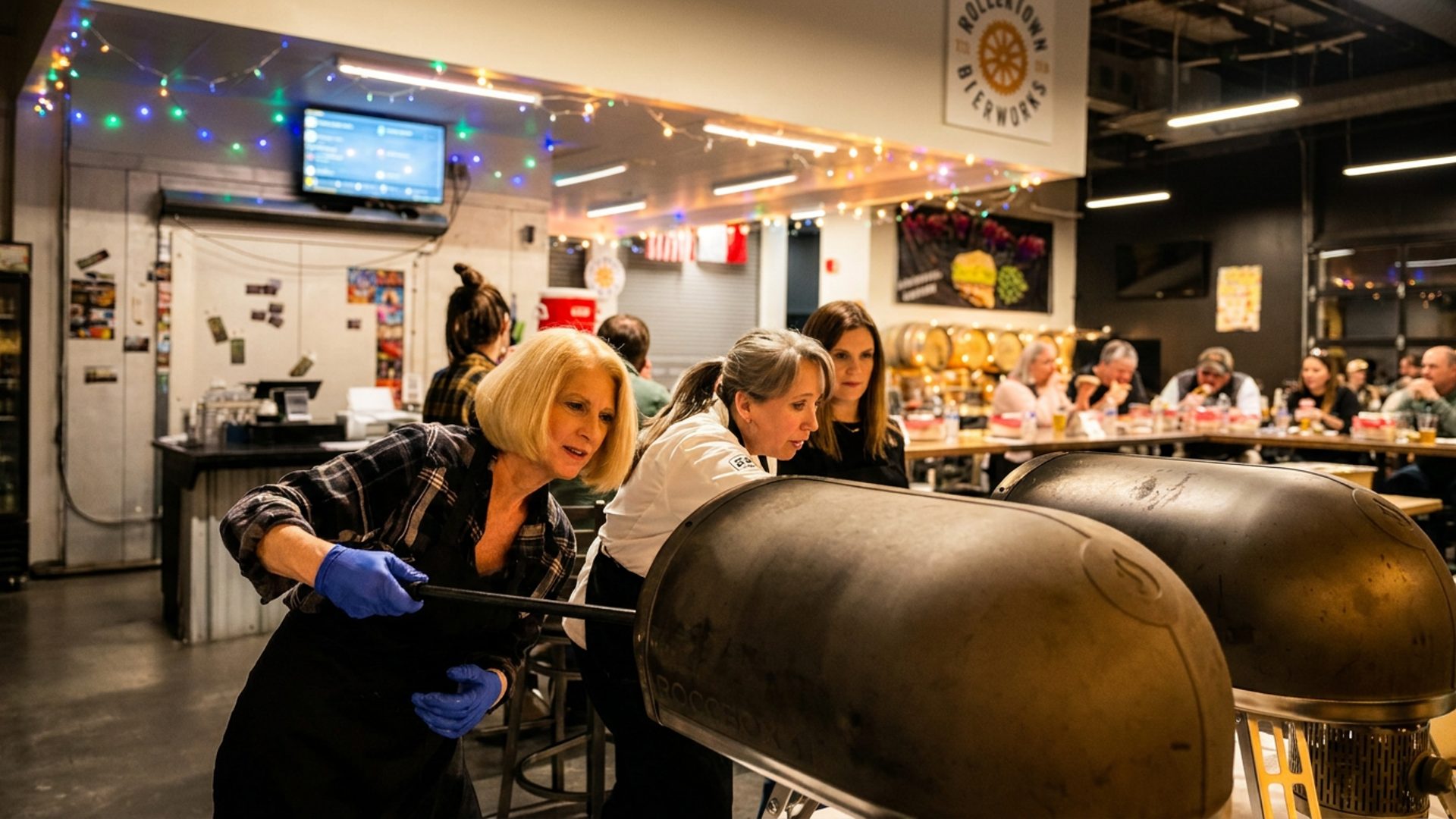 Pizza, craft beer, and live music
